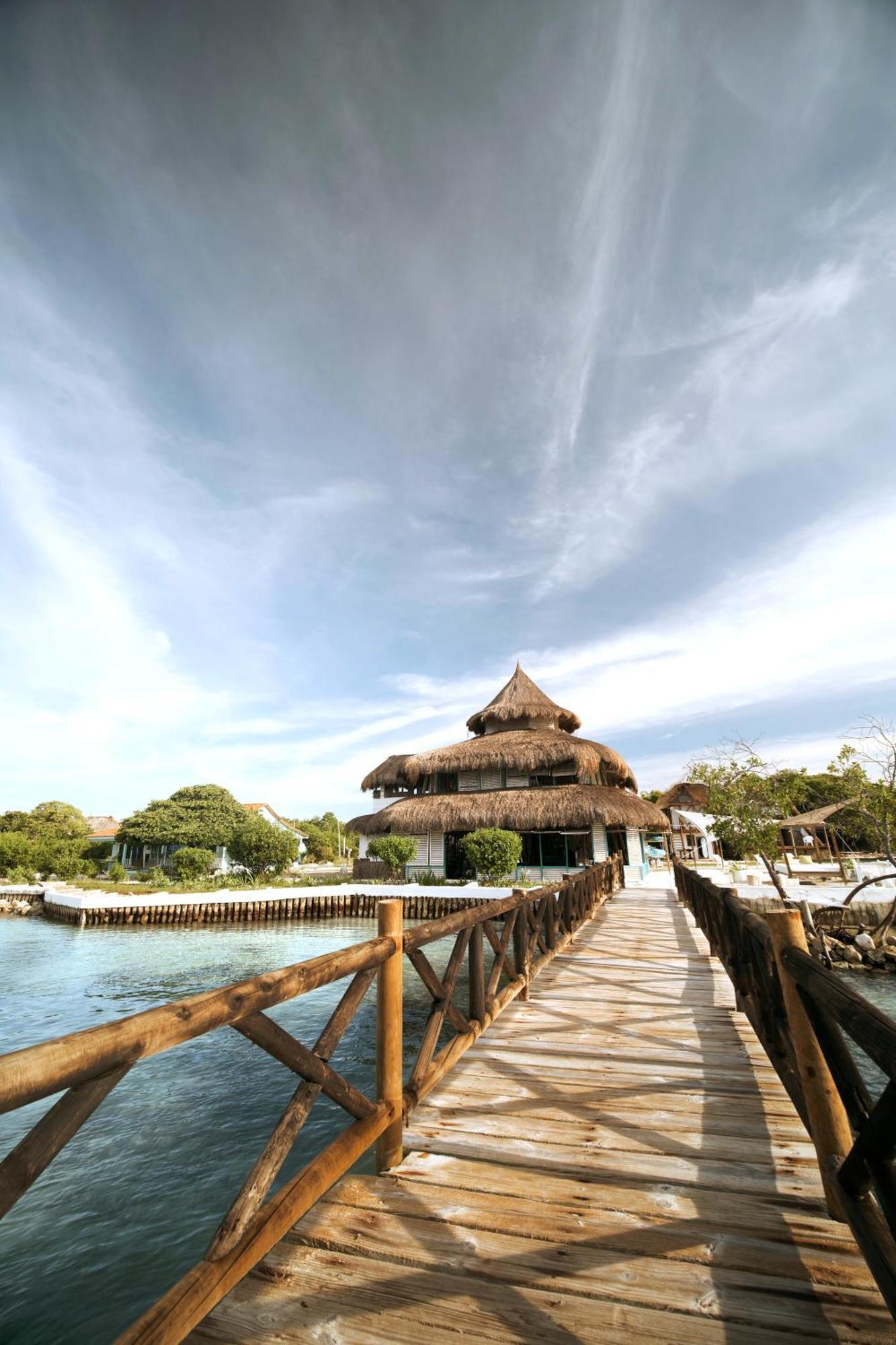 El Embrujo Tintipan Hotel Tintipan Island Exterior photo