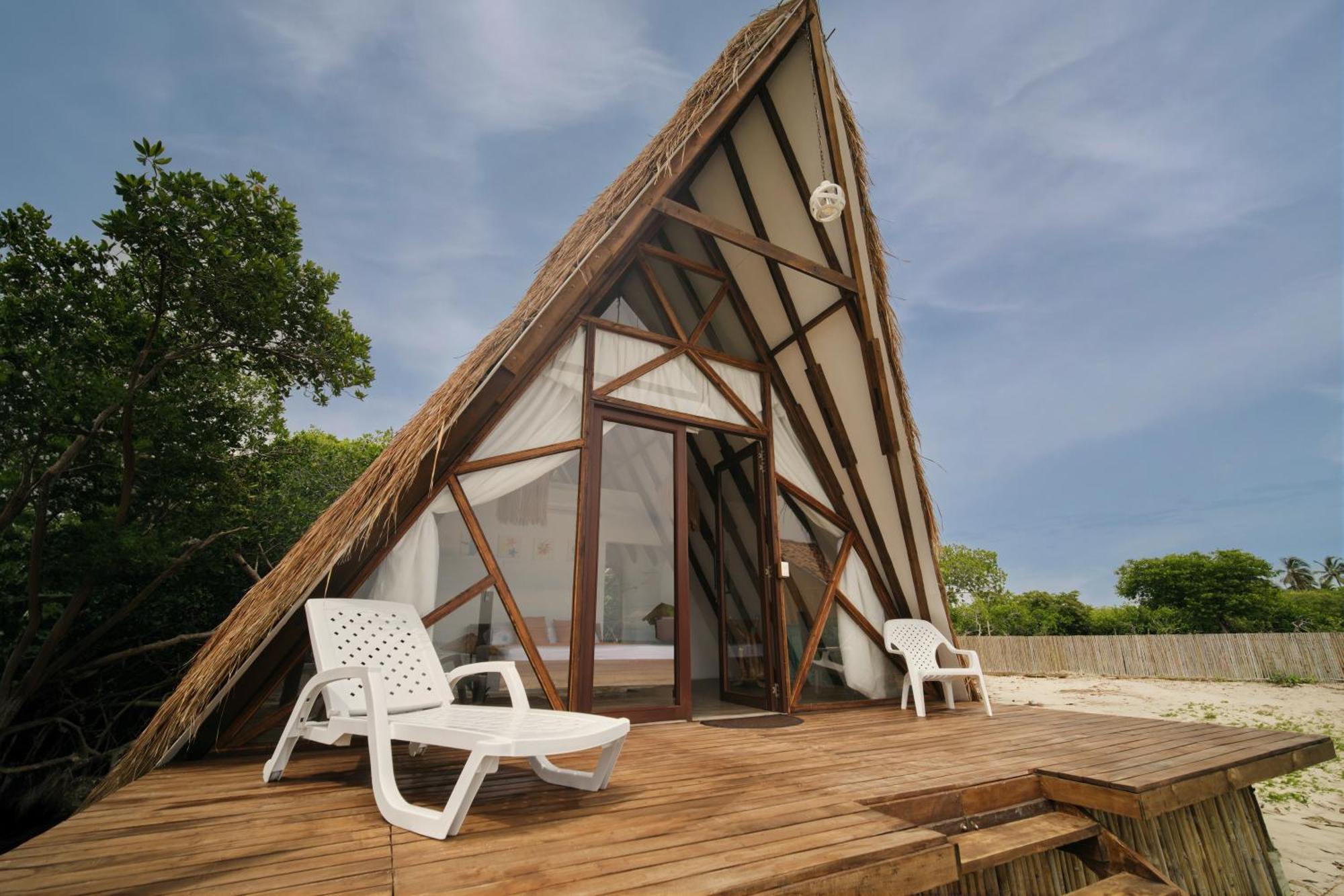 El Embrujo Tintipan Hotel Tintipan Island Exterior photo